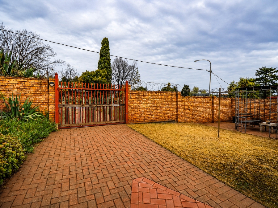 4 Bedroom Property for Sale in Lyttelton Manor Gauteng