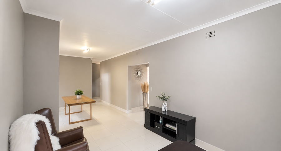 2 Bedroom Property for Sale in Sunair Park Gauteng