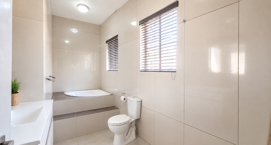 2 Bedroom Property for Sale in Sunair Park Gauteng