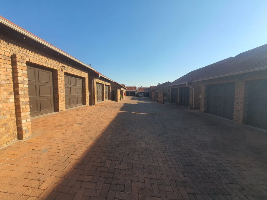 3 Bedroom Property for Sale in Randhart Gauteng