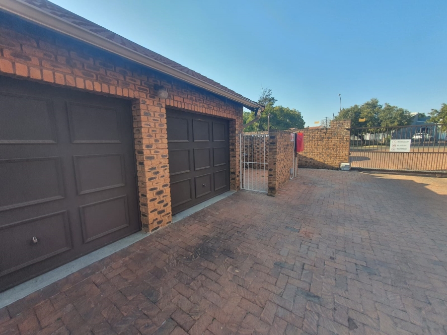 3 Bedroom Property for Sale in Randhart Gauteng