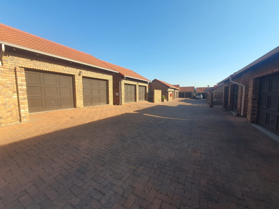 3 Bedroom Property for Sale in Randhart Gauteng