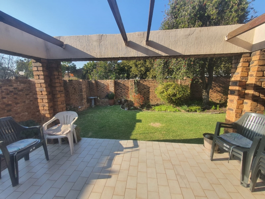 3 Bedroom Property for Sale in Randhart Gauteng