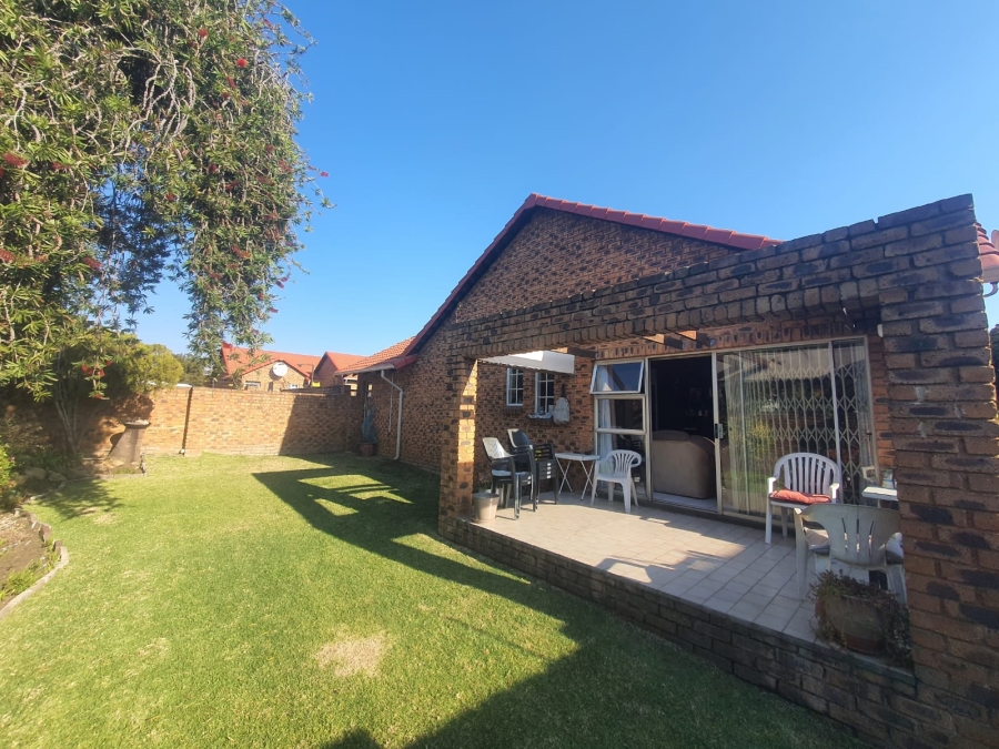 3 Bedroom Property for Sale in Randhart Gauteng