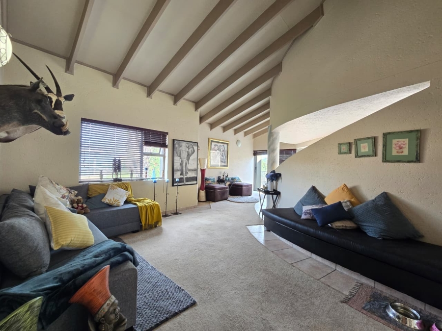 5 Bedroom Property for Sale in Meyersdal Gauteng