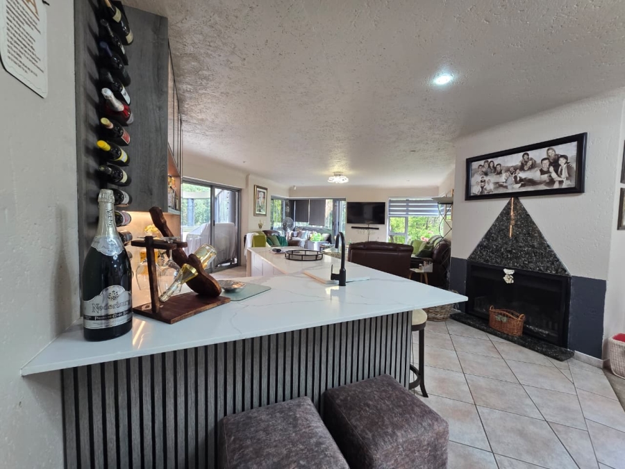 5 Bedroom Property for Sale in Meyersdal Gauteng