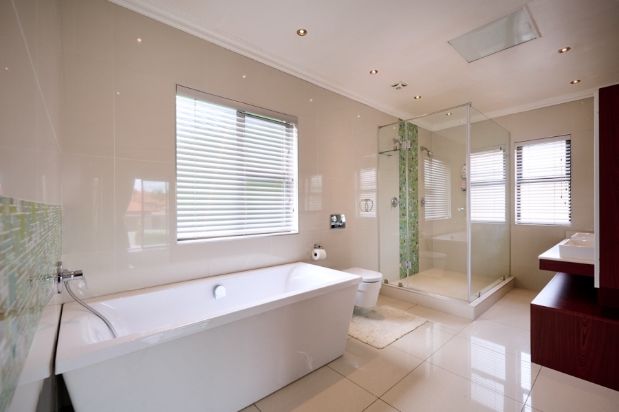 4 Bedroom Property for Sale in Montecello Estate Gauteng