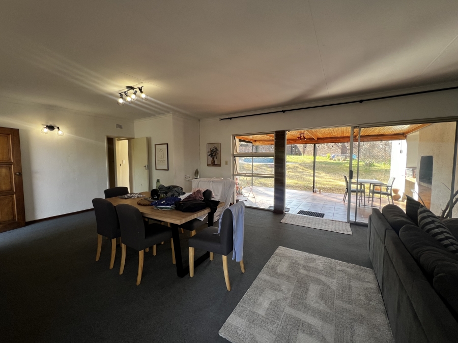 4 Bedroom Property for Sale in Vorna Valley Gauteng