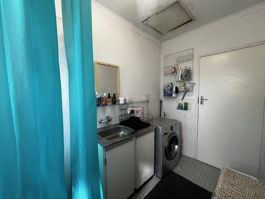 4 Bedroom Property for Sale in Vorna Valley Gauteng