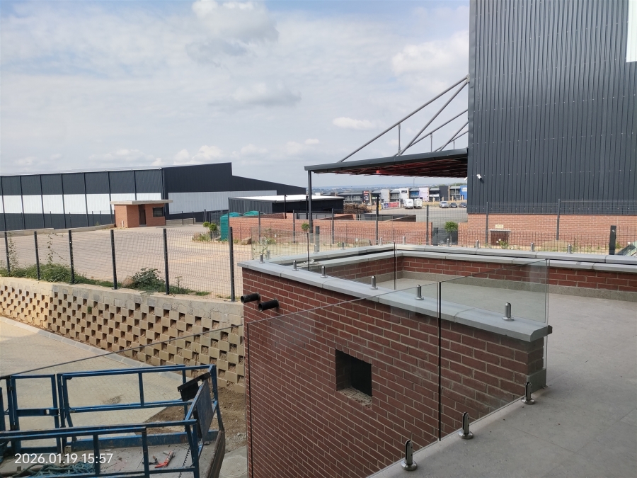 To Let Commercial Property for Rent in North Riding Gauteng