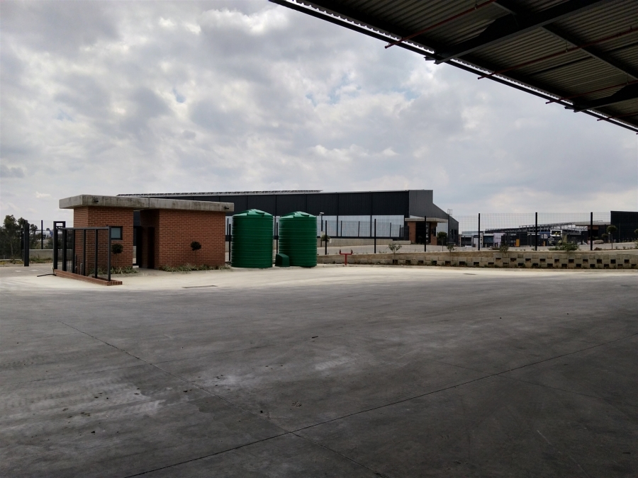 To Let Commercial Property for Rent in North Riding Gauteng