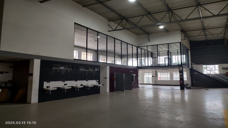 To Let Commercial Property for Rent in Strijdom Park Gauteng
