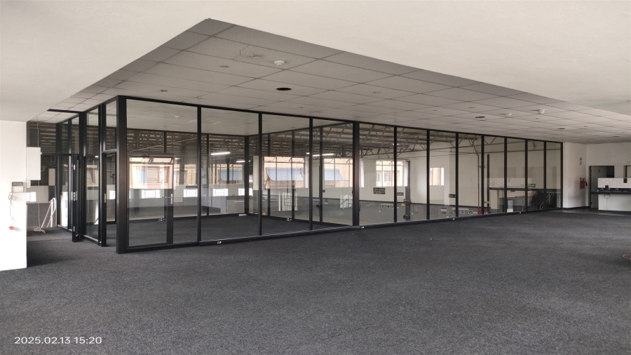 To Let Commercial Property for Rent in Strijdom Park Gauteng