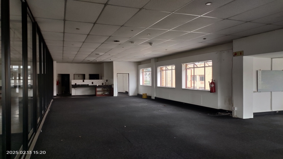 To Let Commercial Property for Rent in Strijdom Park Gauteng