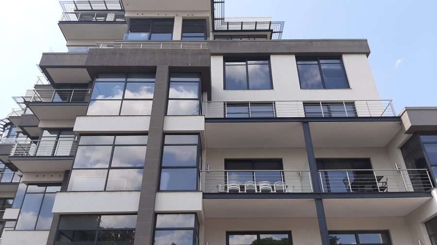 To Let Commercial Property for Rent in Sandhurst Gauteng