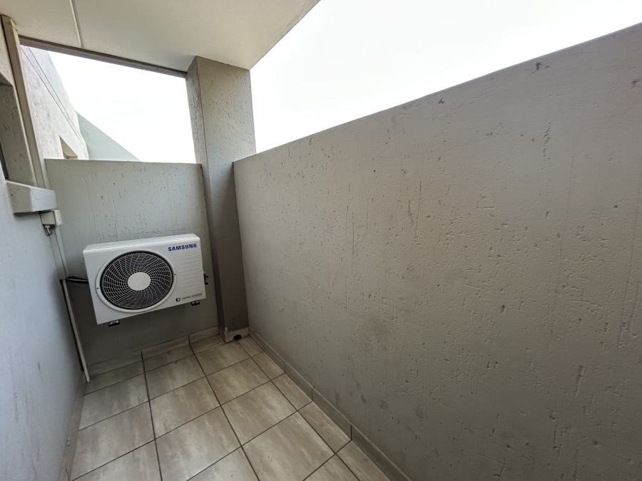 To Let 2 Bedroom Property for Rent in Rivonia Gauteng