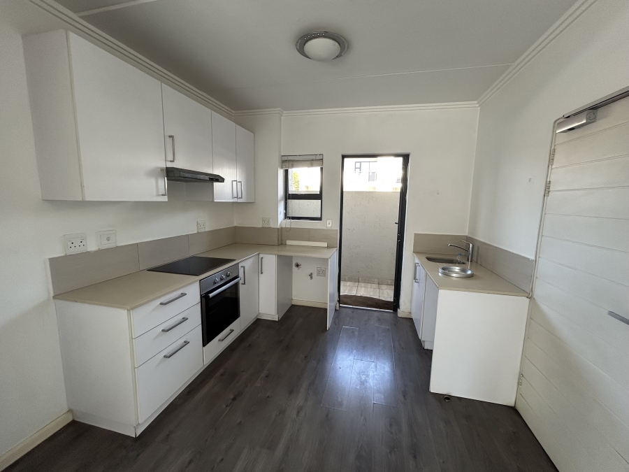 To Let 2 Bedroom Property for Rent in Rivonia Gauteng