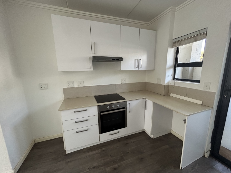 To Let 2 Bedroom Property for Rent in Rivonia Gauteng