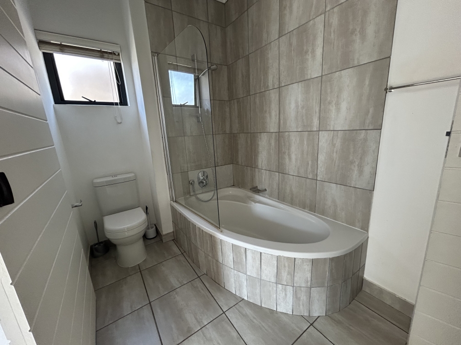 To Let 2 Bedroom Property for Rent in Rivonia Gauteng