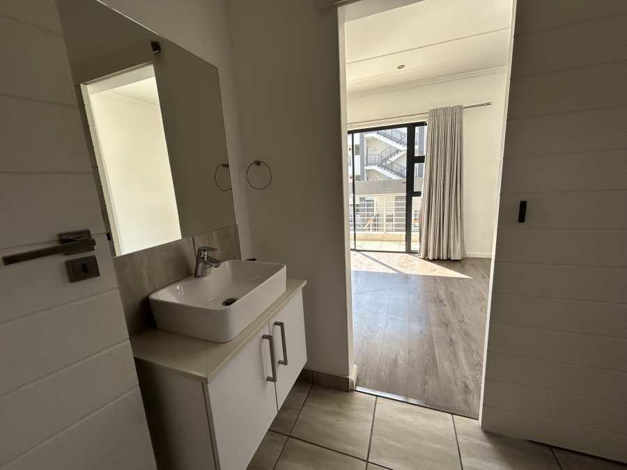 To Let 2 Bedroom Property for Rent in Rivonia Gauteng