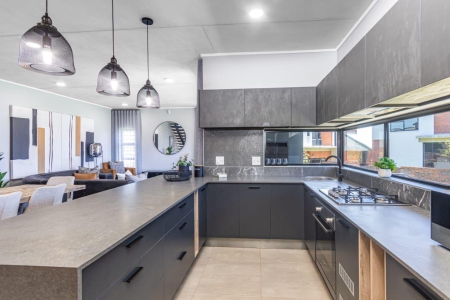 4 Bedroom Property for Sale in North Riding Gauteng