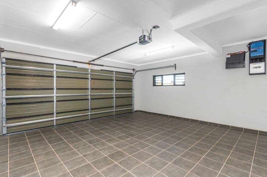 4 Bedroom Property for Sale in North Riding Gauteng