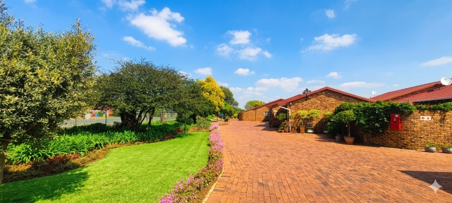 3 Bedroom Property for Sale in Elma Park Gauteng