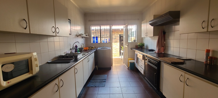 3 Bedroom Property for Sale in Elma Park Gauteng