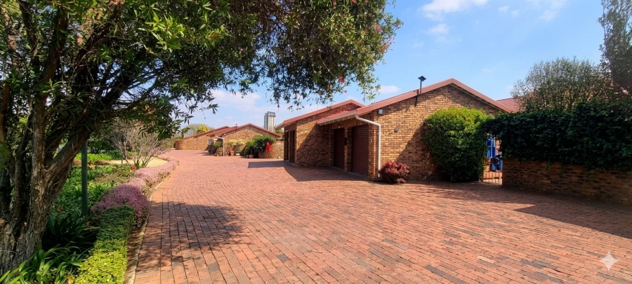 3 Bedroom Property for Sale in Elma Park Gauteng