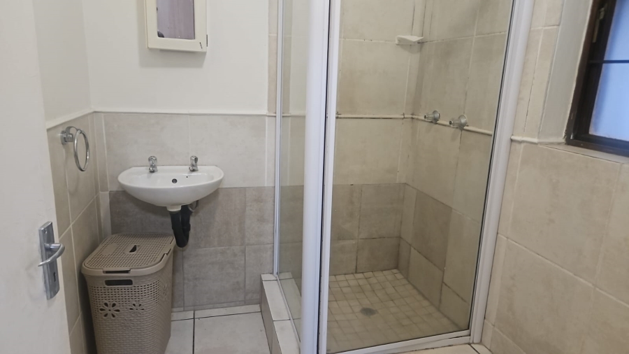 1 Bedroom Property for Sale in Rivonia Gauteng