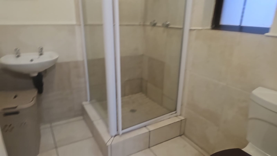 1 Bedroom Property for Sale in Rivonia Gauteng