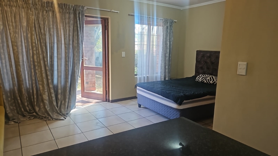 1 Bedroom Property for Sale in Rivonia Gauteng