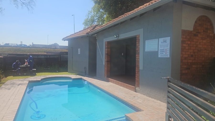 1 Bedroom Property for Sale in Rivonia Gauteng