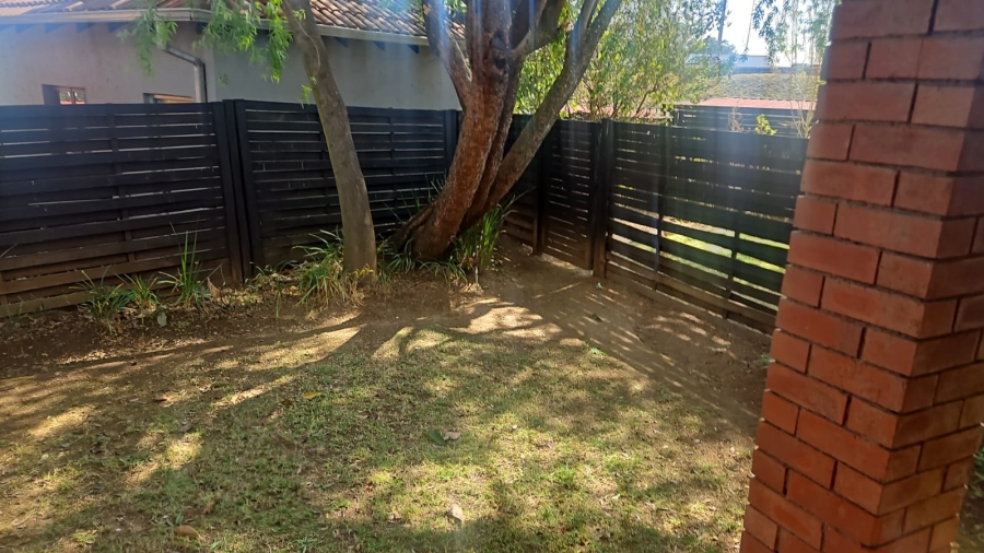 1 Bedroom Property for Sale in Rivonia Gauteng