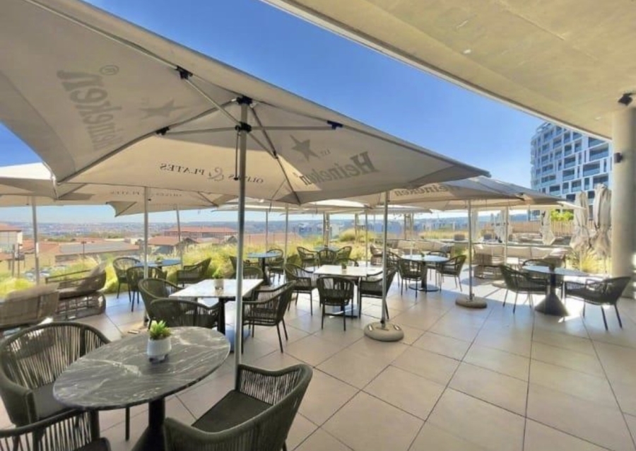 To Let 2 Bedroom Property for Rent in Waterfall Gauteng