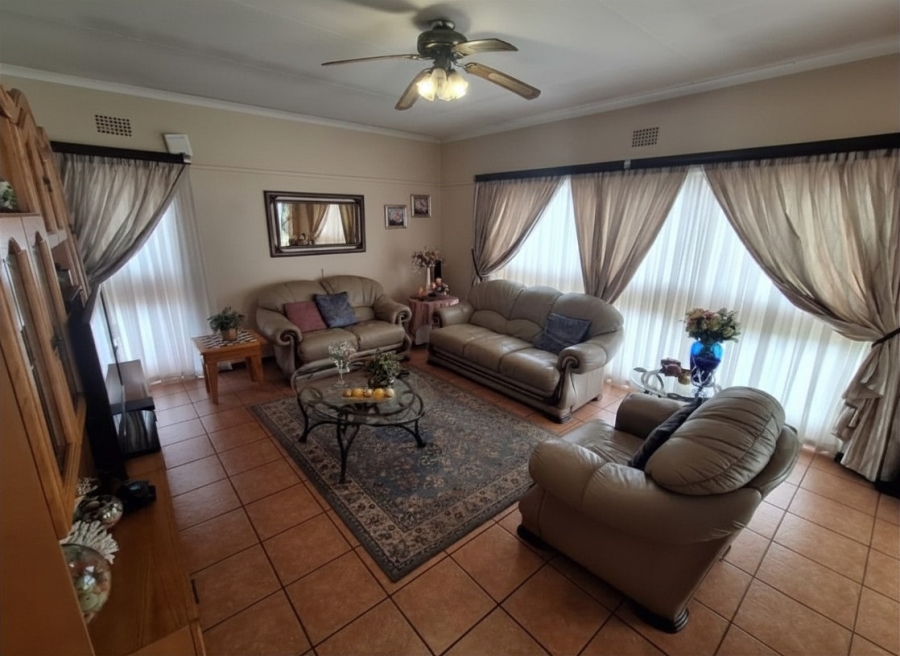 3 Bedroom Property for Sale in Vanderbijlpark SE 2 Gauteng