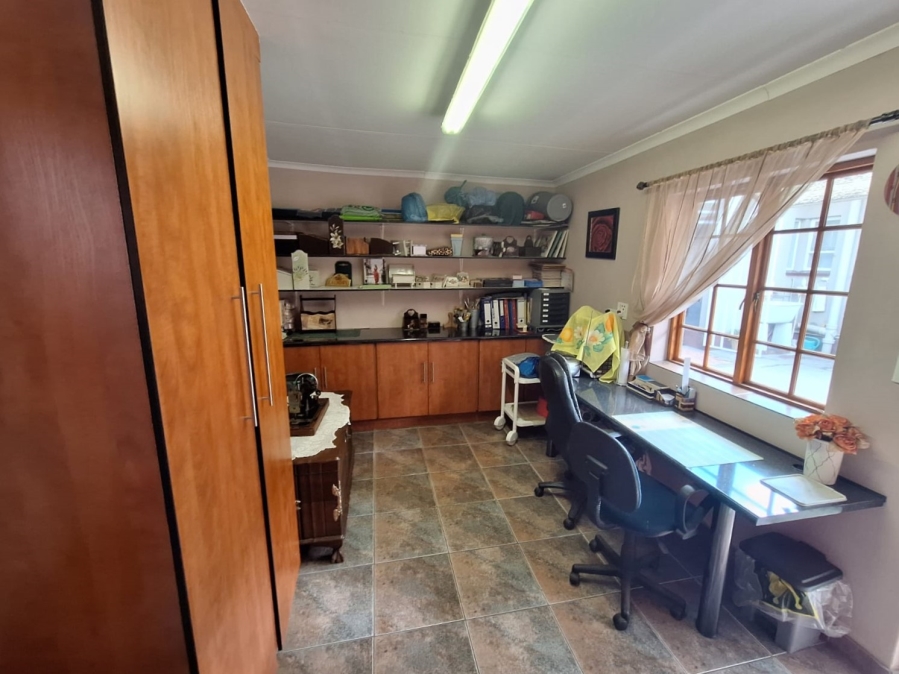3 Bedroom Property for Sale in Vanderbijlpark SE 2 Gauteng