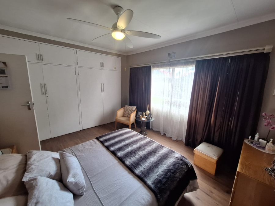 3 Bedroom Property for Sale in Vanderbijlpark SE 2 Gauteng