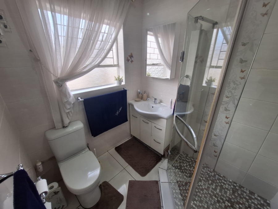 3 Bedroom Property for Sale in Vanderbijlpark SE 2 Gauteng