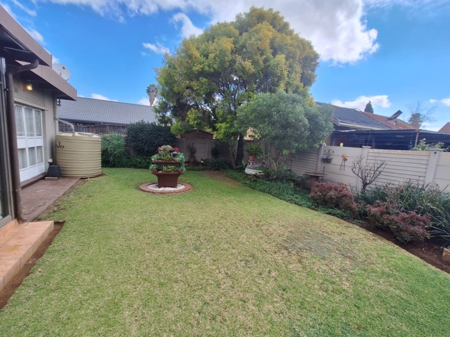 3 Bedroom Property for Sale in Vanderbijlpark SE 2 Gauteng