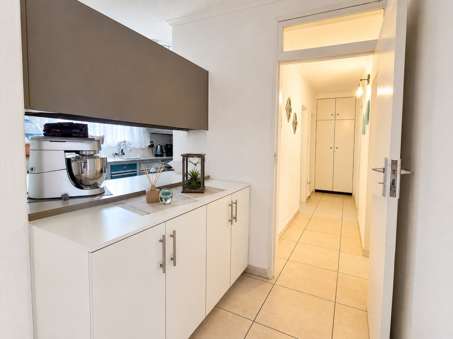 2 Bedroom Property for Sale in Three Rivers Proper Gauteng