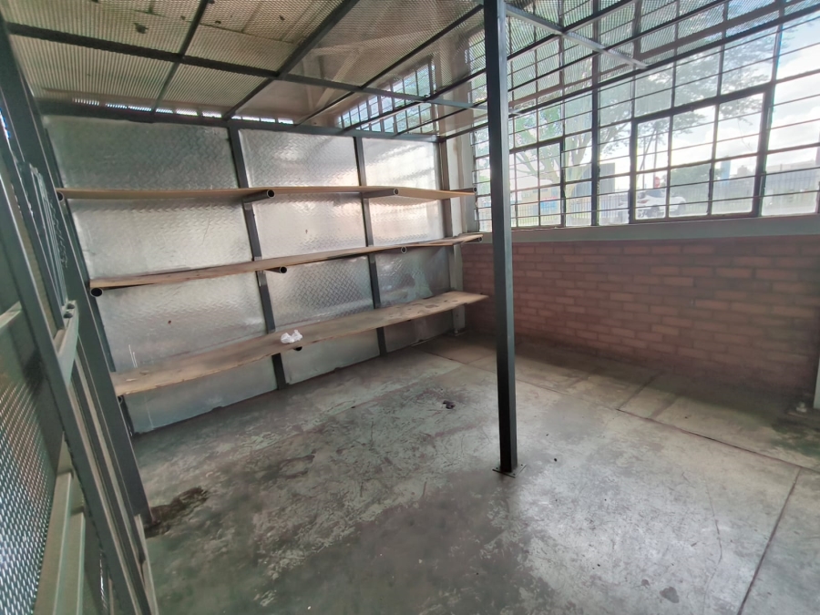 To Let Commercial Property for Rent in Rosslyn Gauteng