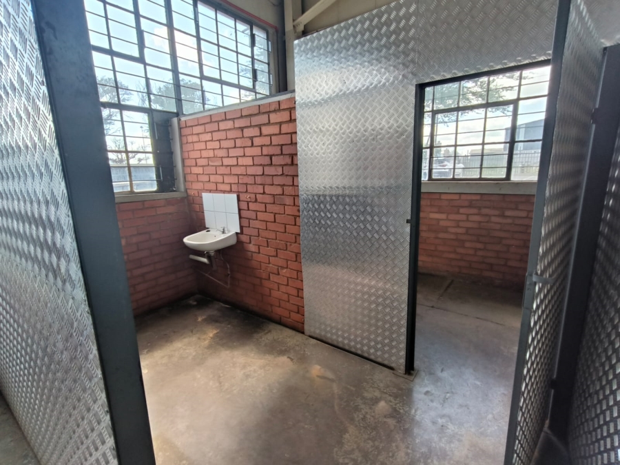 To Let Commercial Property for Rent in Rosslyn Gauteng