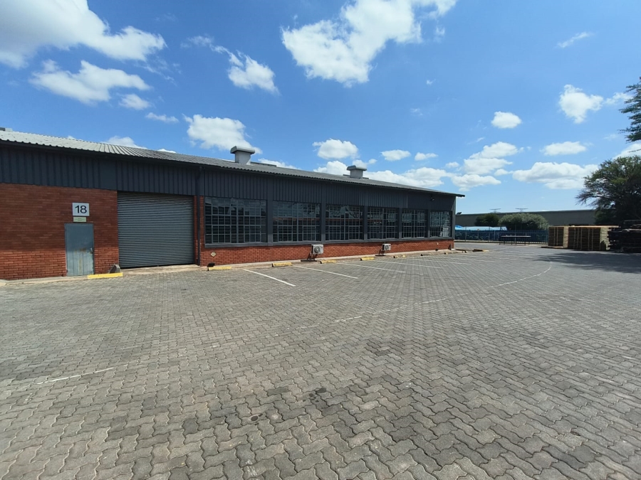 To Let Commercial Property for Rent in Rosslyn Gauteng