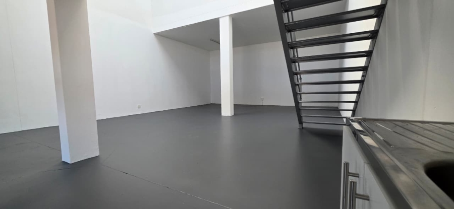To Let Commercial Property for Rent in Barbeque Downs Gauteng