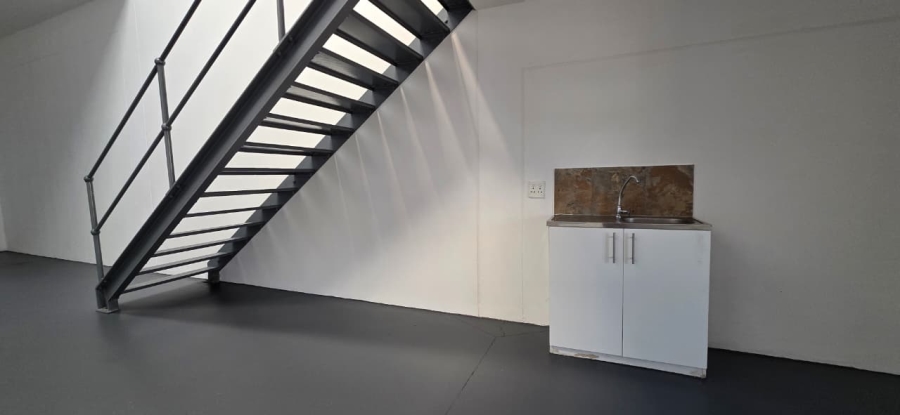 To Let Commercial Property for Rent in Barbeque Downs Gauteng