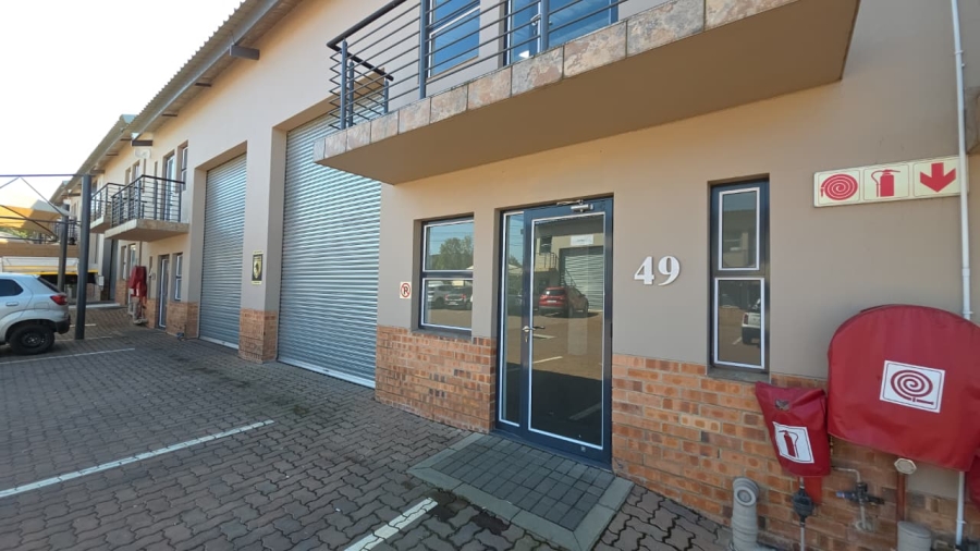 To Let Commercial Property for Rent in Barbeque Downs Gauteng