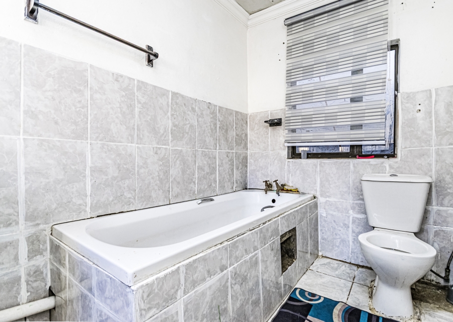 3 Bedroom Property for Sale in Klipspruit West Gauteng