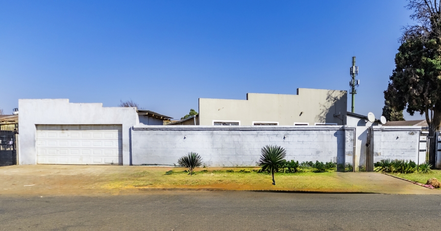 3 Bedroom Property for Sale in Klipspruit West Gauteng