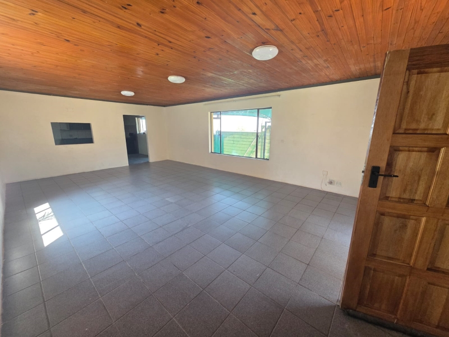 To Let 3 Bedroom Property for Rent in Lambton Gauteng